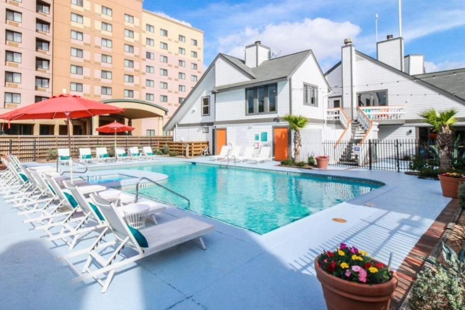 Апартаменты Houston Medical Center 2Br Loft With Pool Near Nrg Stadium Экстерьер фото