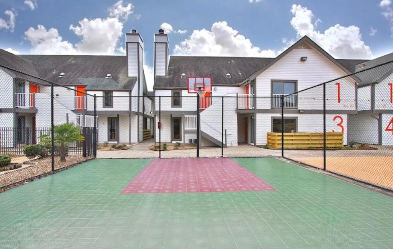 Апартаменты Houston Medical Center 2Br Loft With Pool Near Nrg Stadium Экстерьер фото